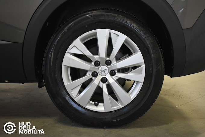 PEUGEOT 5008 BlueHDi 130 EAT8 S&S Business